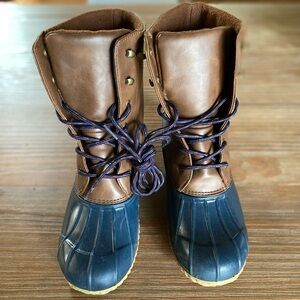 London Fog Lace-up Winter Boots
